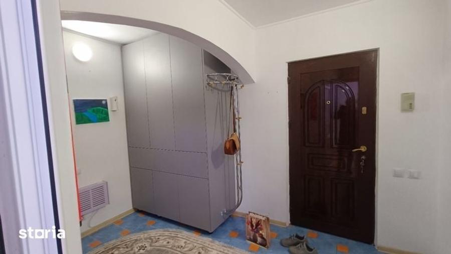 Apartament cu 3 camere în Burdujeni