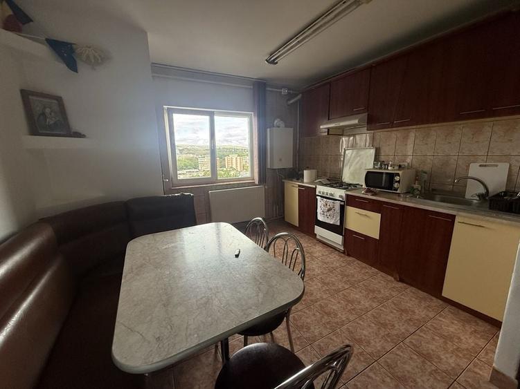 Apartament cu 3 camere în Mănăștur