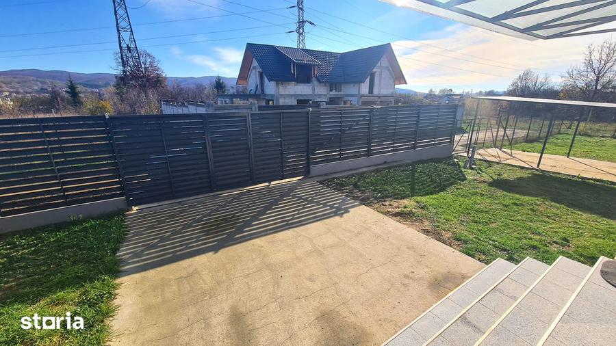 Casă cu 2 camere cu Teren 562 Mp în Curtea de Argeș