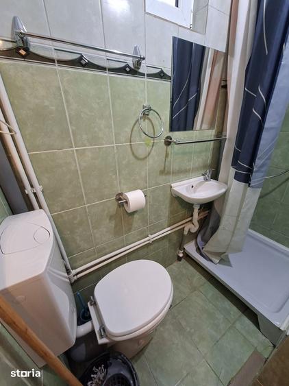 Garsonieră decomandată în Podu Roș