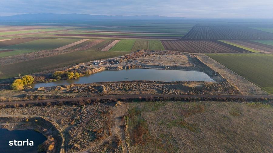 Spațiu comercial, în Caporal Alexa