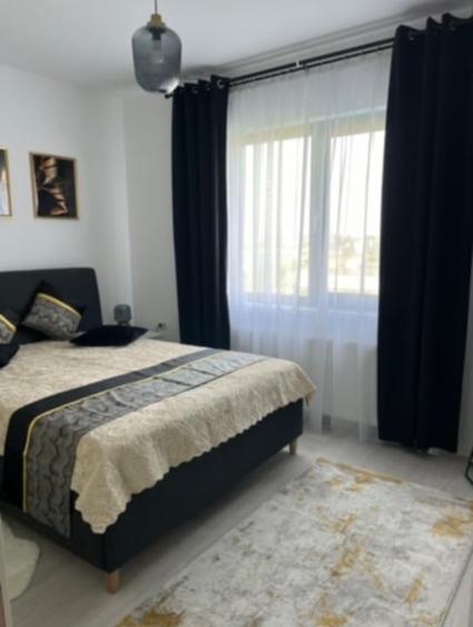 Apartament cu 2 camere decomandat în Berceni