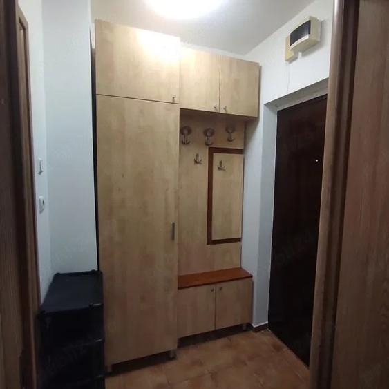 Garsonieră semidecomandată, mobilată în Basarabia