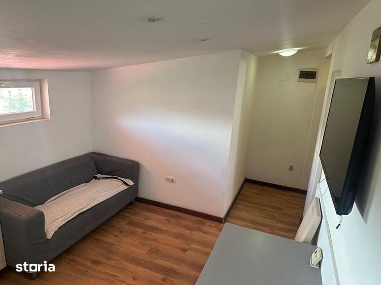 Apartament cu 3 camere în Recea