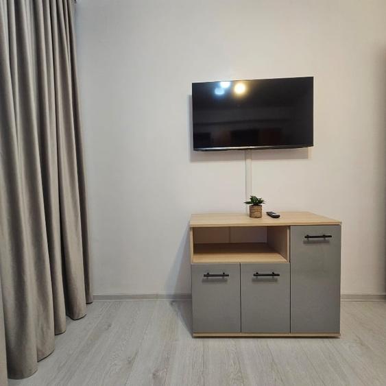 Apartament cu 2 camere decomandat, mobilat în Nicolina