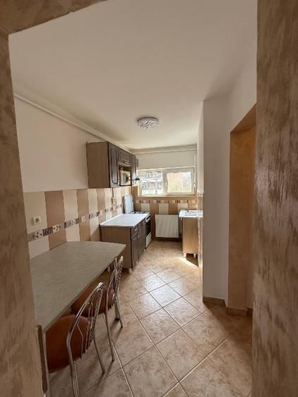 Apartament cu 2 camere decomandat - Aleea Cornisa - 1