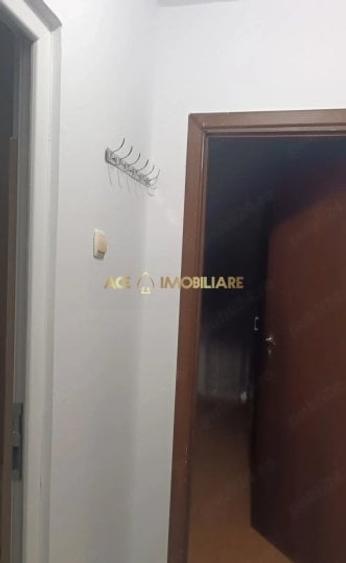 Apartament cu 2 camere decomandat, mobilat în Berceni