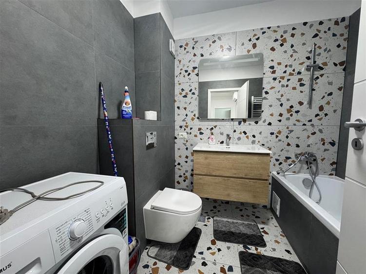 Apartament cu 2 camere decomandat, mobilat în Est