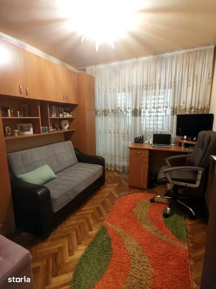 Apartament cu 3 camere în Lăpuș Argeș