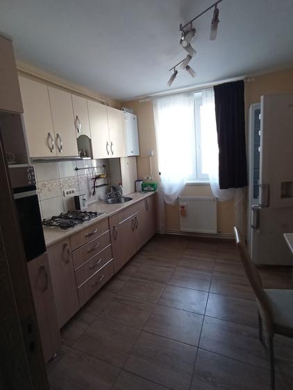 Apartament cu 2 camere semidecomandat în Nădab