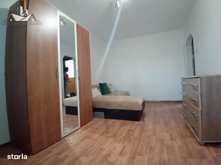 Garsoniera Calea Buziasului-cu balcon-etaj 1 - 1