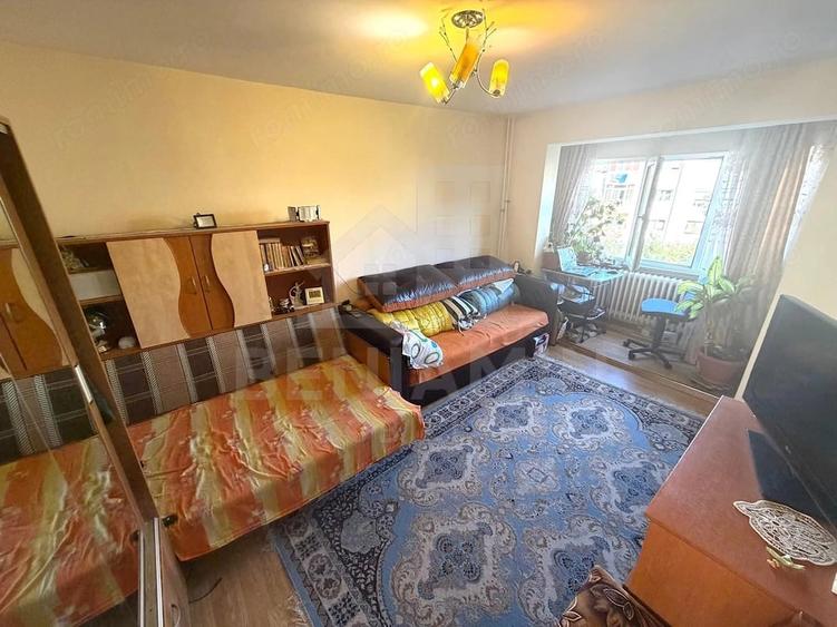 Garsonieră semidecomandată în Rovine
