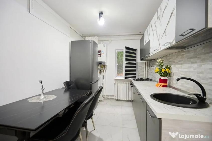 Garsonieră decomandată în Prundu