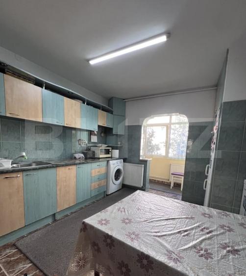 Apartament cu 2 camere decomandat, mobilat în Sud-Est