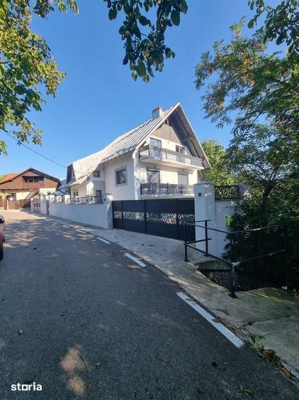 Vila deosebita in Breaza cu 3200 mp de teren - 11