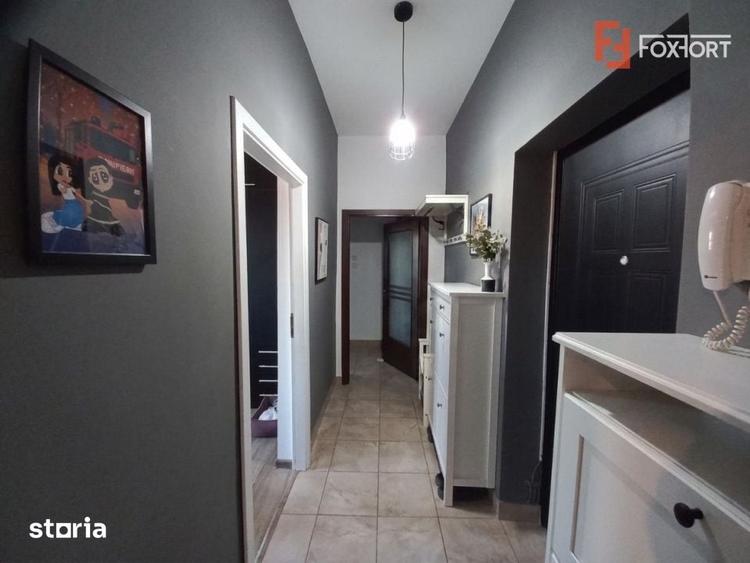 Apartament cu 2 camere decomandat în Ghiroda
