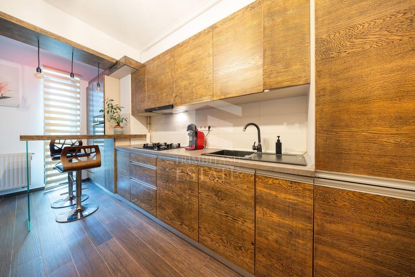 Apartament cu 2 camere semidecomandat, mobilat în Tractorul