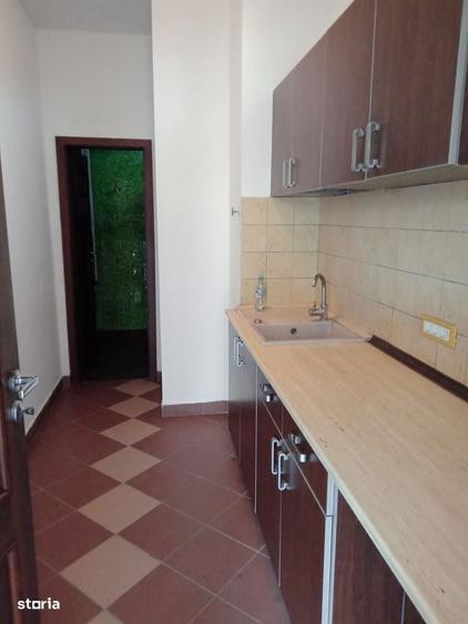 Spațiu comercial, de 310 mp, în Central