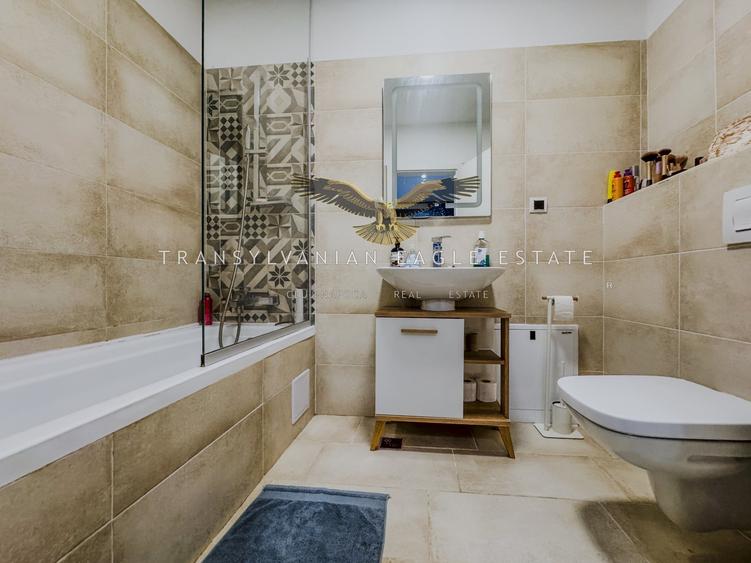 Apartament cu 2 camere semidecomandat, mobilat în Gheorgheni