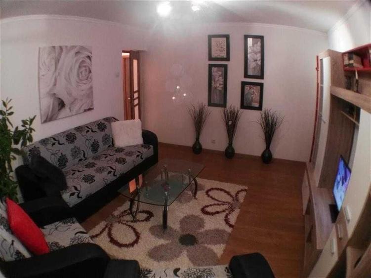 Apartament cu 2 camere decomandat în Unirii