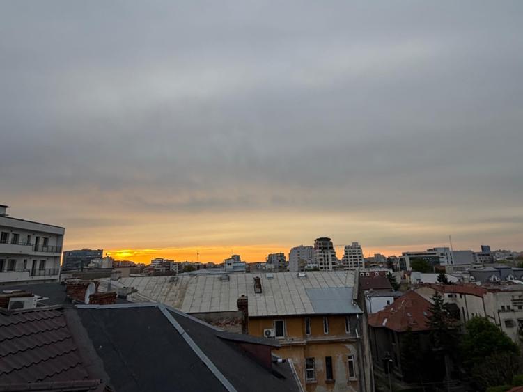 Apartament cu 2 camere decomandat, mobilat în Moșilor