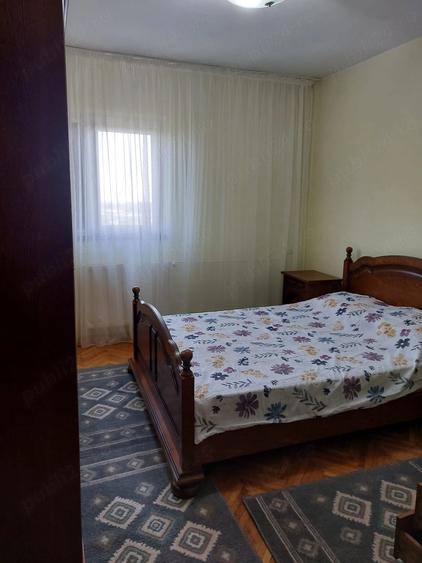 Apartament cu 2 camere semidecomandat în Sud