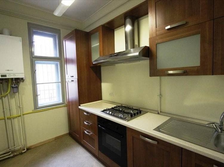 Birou, de 180 mp, în Ultracentral