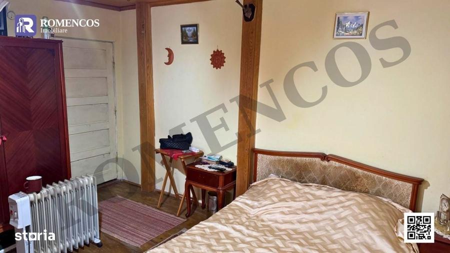Casă cu 4 camere cu Teren 4100 Mp în Central