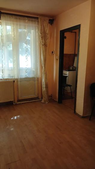 Apartament cu 2 camere decomandat în Traian