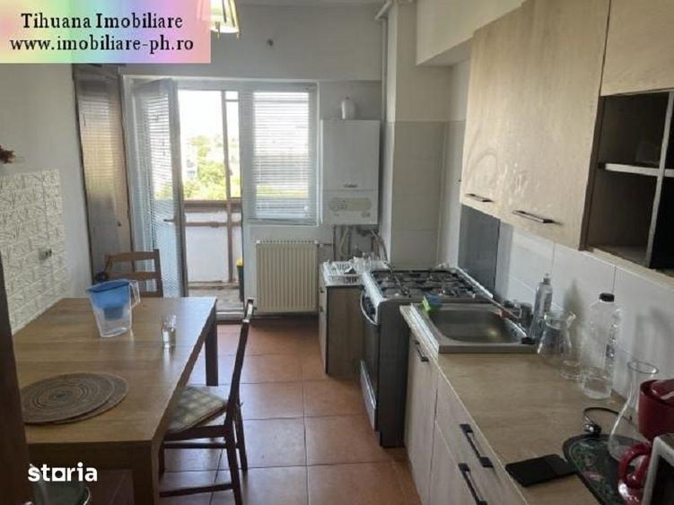 Apartament cu 3 camere decomandat în Republicii