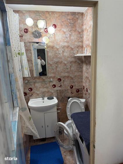 Apartament cu 2 camere decomandat în Berceni