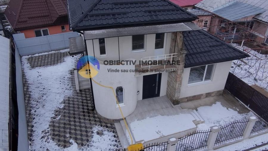 Casă cu 4 camere cu Canalizare în Gara Veche