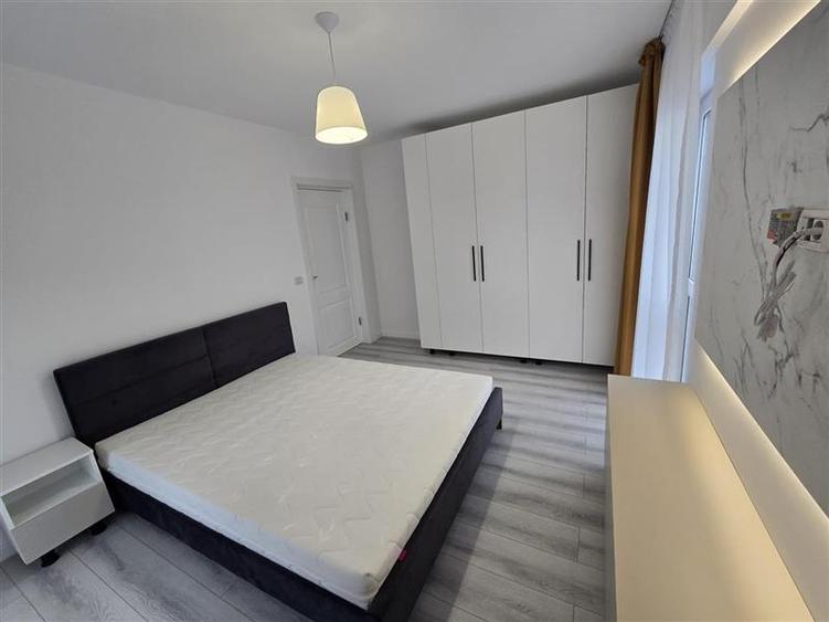 Apartament cu 2 camere decomandat, mobilat în Cug