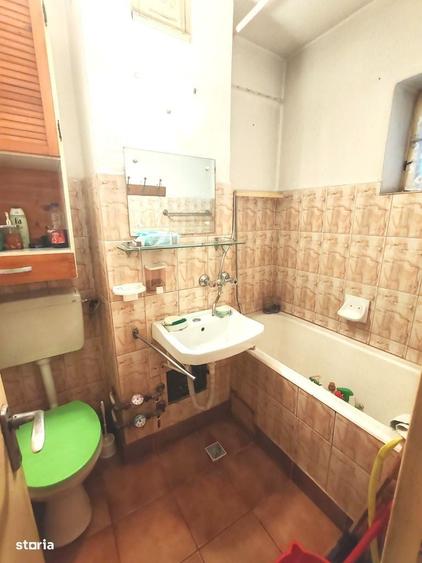 Apartament cu 3 camere decomandat în Negru Vodă