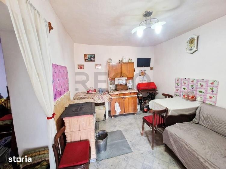 Casă cu 1 camere cu Teren 2676 Mp în Șimian