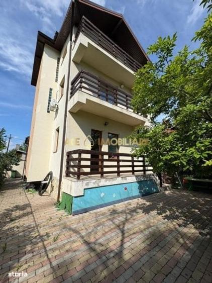 Casă individuală cu 4 camere cu Canalizare în Berceni