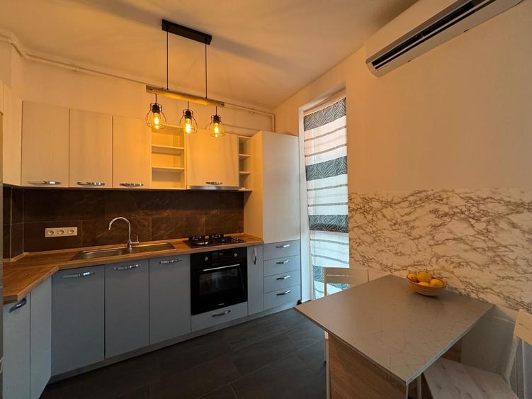 Apartament cu 2 camere decomandat, mobilat în Dumbrăvița