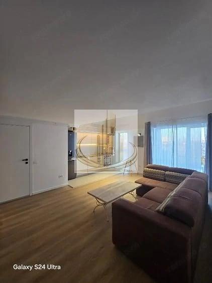 Apartament cu 3 camere decomandat în Giurgiului