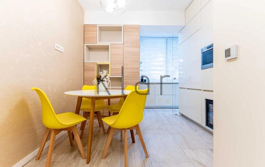Apartament cu 4 camere decomandat, mobilat în Plopilor