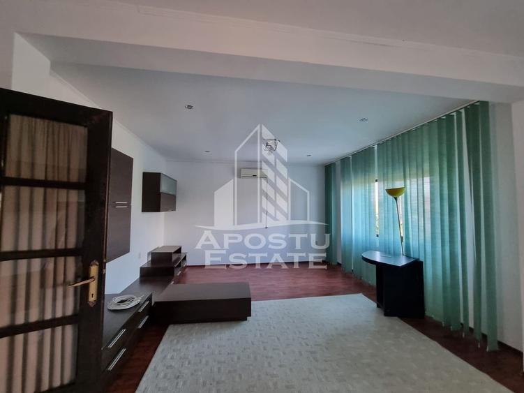 Duplex spatios, regim P+1, cu garaj Ronat - 9
