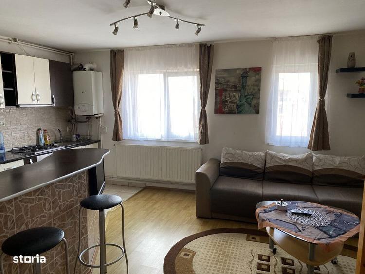 apartament tip mansarda 2 camere strand str Barsei - 3