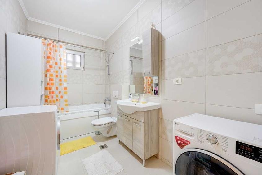 Apartament cu 4 camere decomandat în Floreasca