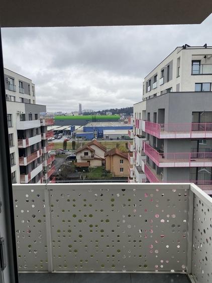 Apartament cu 2 camere decomandat în Florești