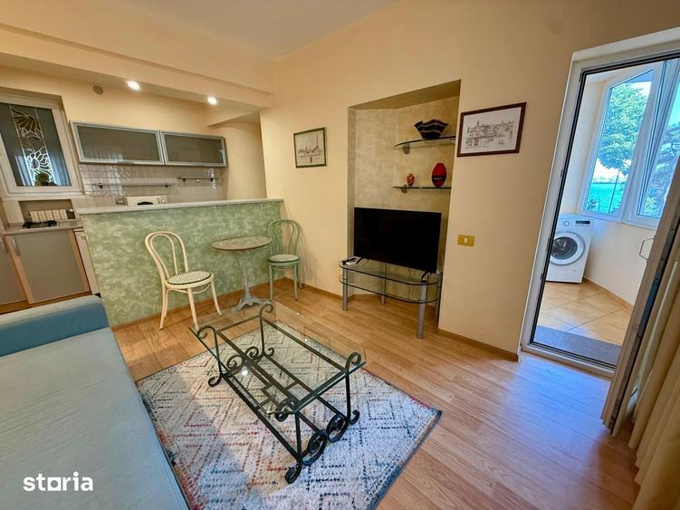 Apartament cu 2 camere în Peninsula