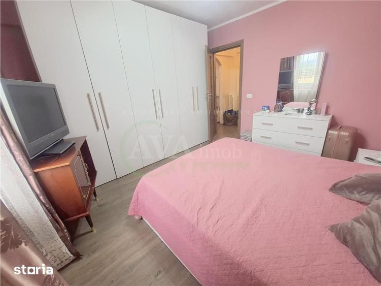 Apartament cu 3 camere semidecomandat în Republicii