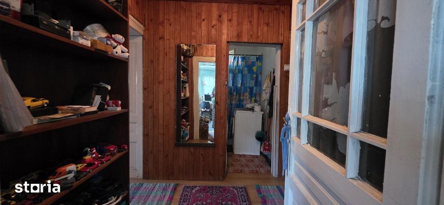 Casă cu 3 camere cu Teren 1500 Mp în Sălard