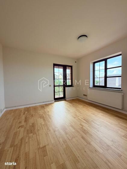 Spațiu comercial, de 160 mp, în Platou