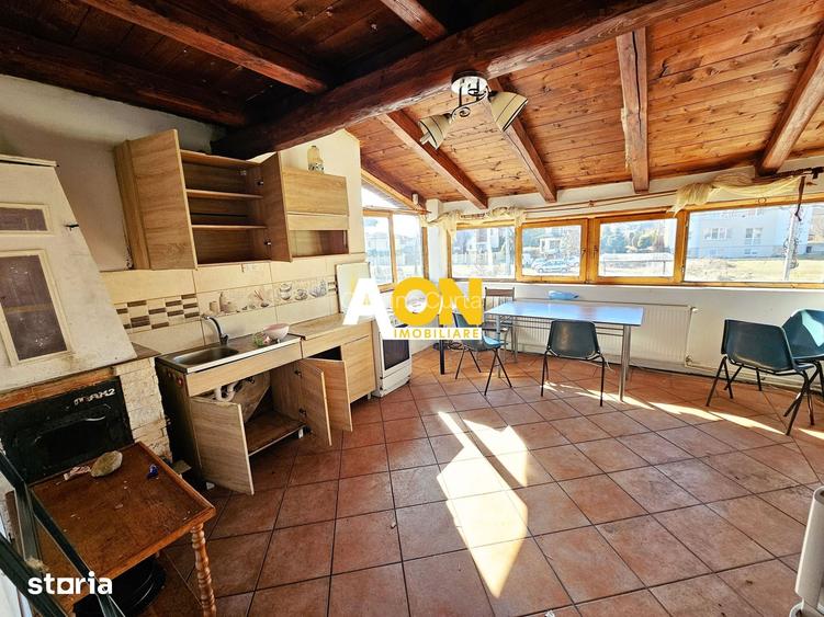 1/2 Duplex, 4 camere, 300 mp teren, toate utilitatile, Cetate