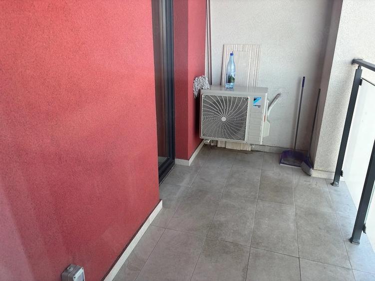 Apartament cu 2 camere decomandat în Spitalul Județean