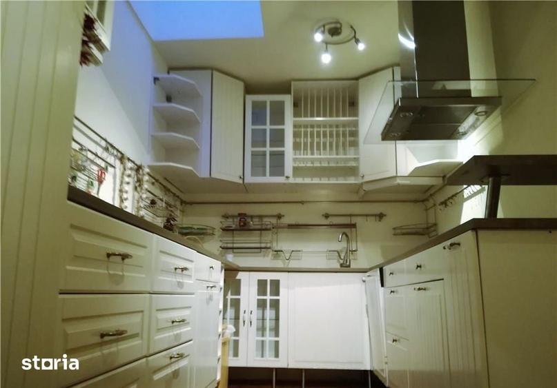 Apartament cu 3 camere în Primăverii